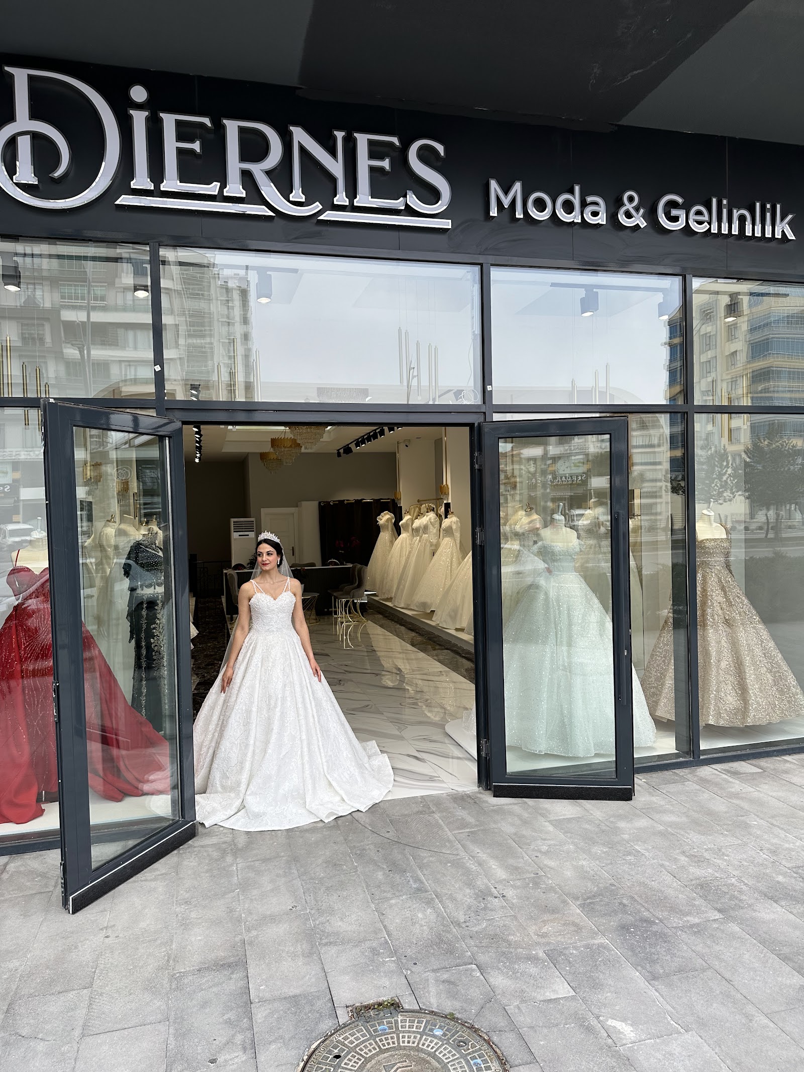Diernes Moda Ve Gelinlik kır düğünü mekanı — Merkez