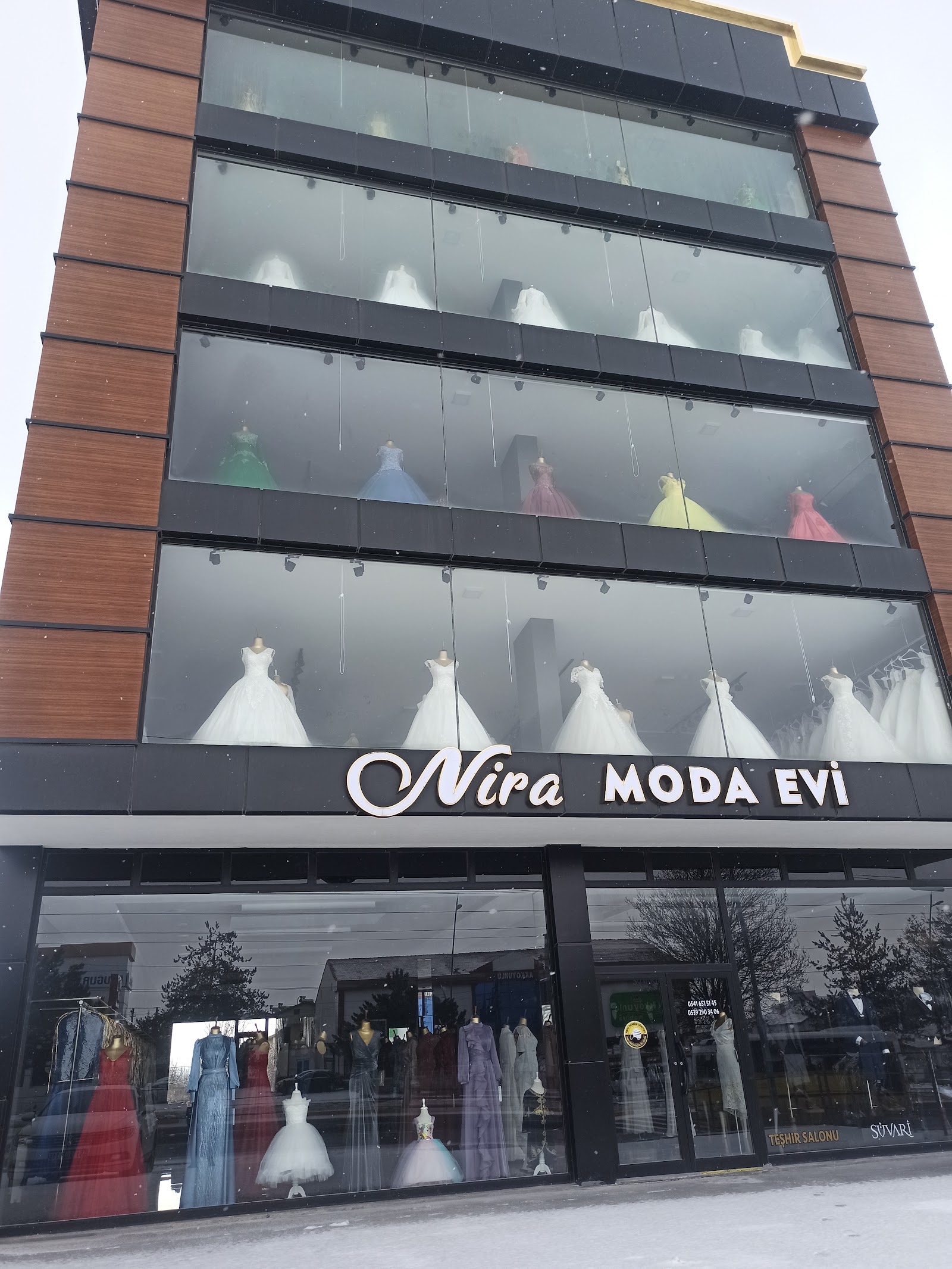 Nira Moda Evi kır düğünü mekanı — Bor