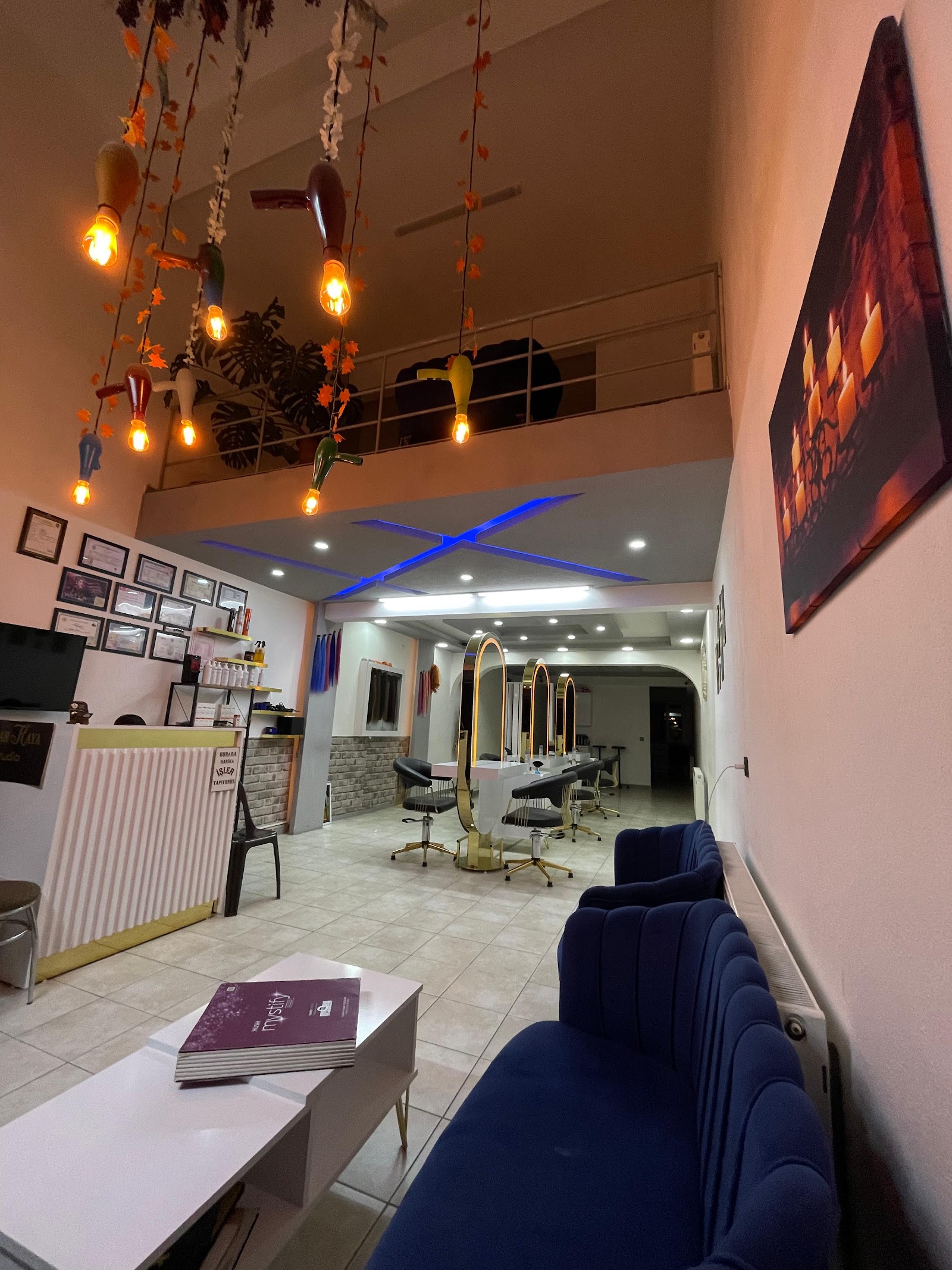 Saloon Emrah Kaya Bayan Kuaförü kır düğünü mekanı — Merkez